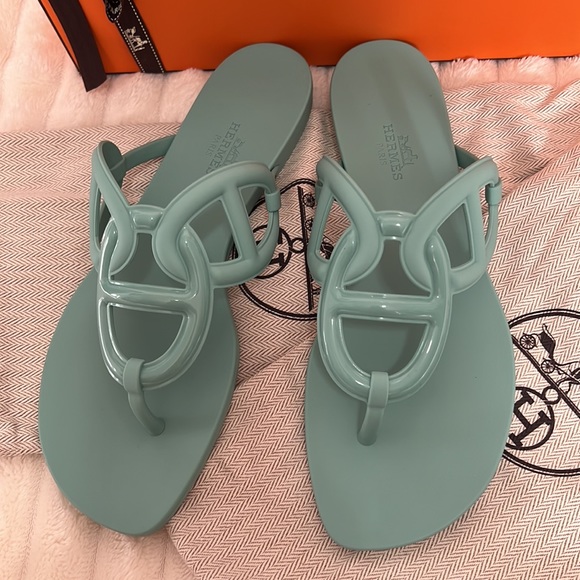 Hermes Slippers - Picture 5 of 10